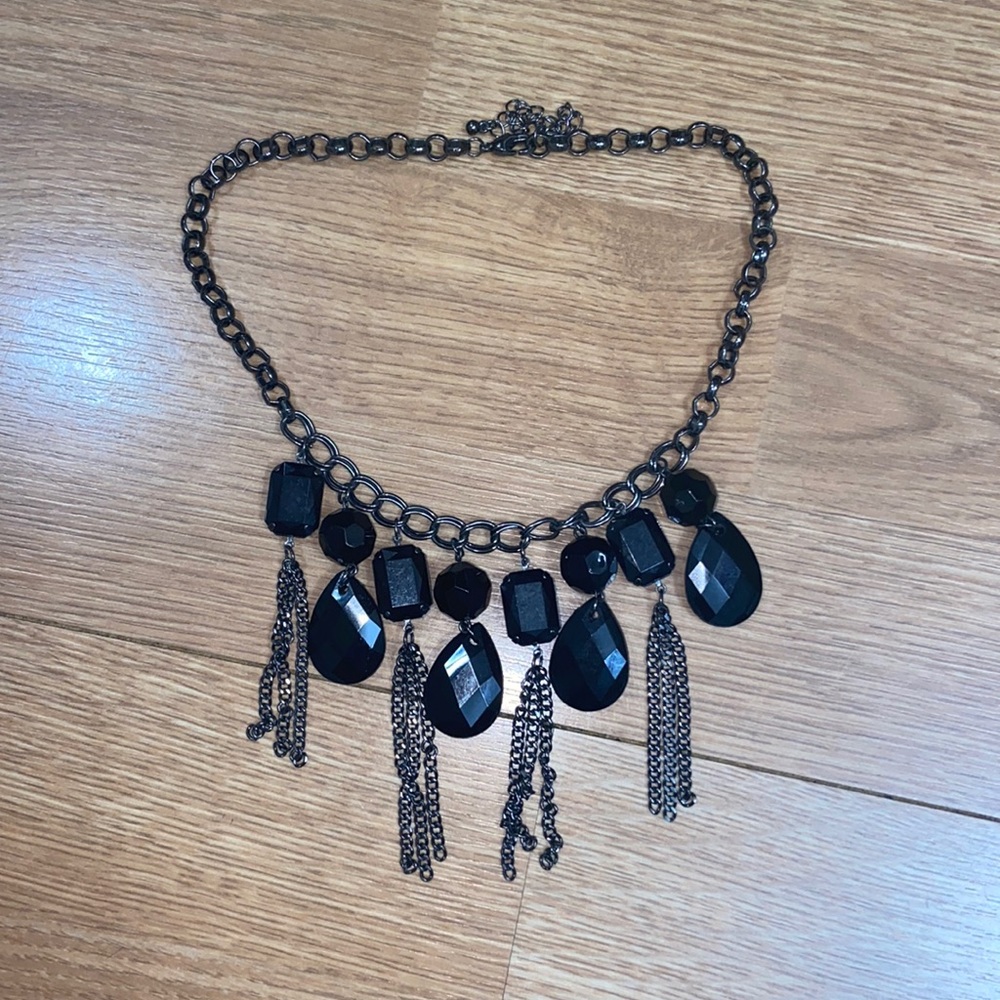 Black jewel necklace